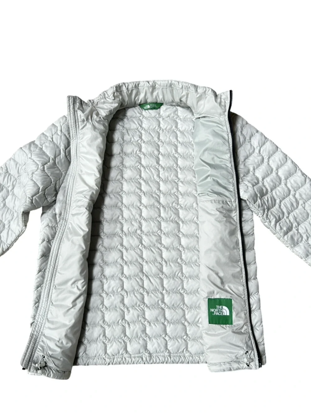 The North Face Men’s ThermoBall Eco Jacket in White, Size Medium